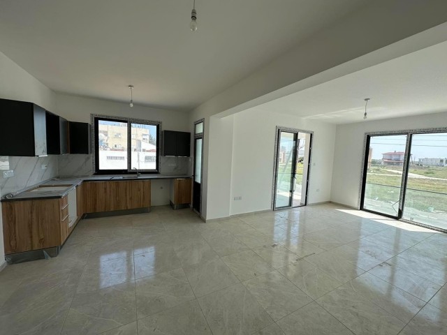 FLAT FOR SALE NEAR EASTERN COLLEGE IN Yenibogazici