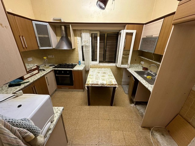 Detached House with 4 Separate Flats for Sale in the Baykal Region