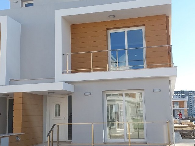Townhouse 3+1 in Royal Sun Elite, all taxes paid, household appliances, sea view
