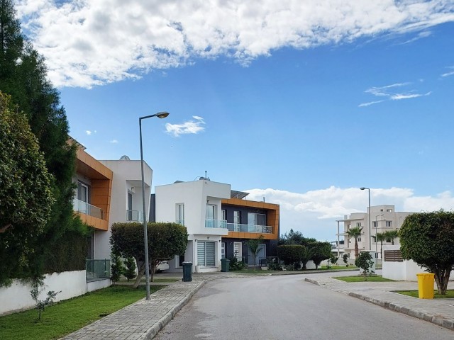 3+2 Luxusvilla mit Pool in Saklıkent, möbliert, Zentralheizung, Garage, Waschküche