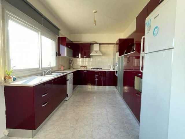 MAĞUSA MERKEZ SATILIK 3+1 DAİRE 