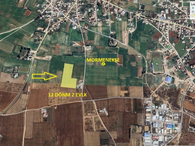 GRUNDSTÜCK ZUM VERKAUF INNERHALB DES DORFES IN DER REGION MORMENEKŞE