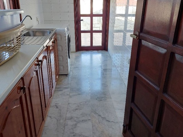 For rent large 4+1 villa by the sea, Bogaz district