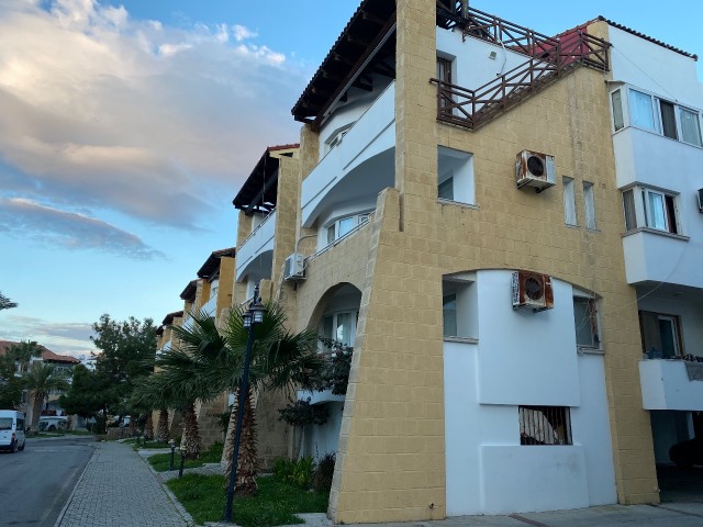 Girne Merkezende Kiralik 3+1 Eşyalı Daire. 