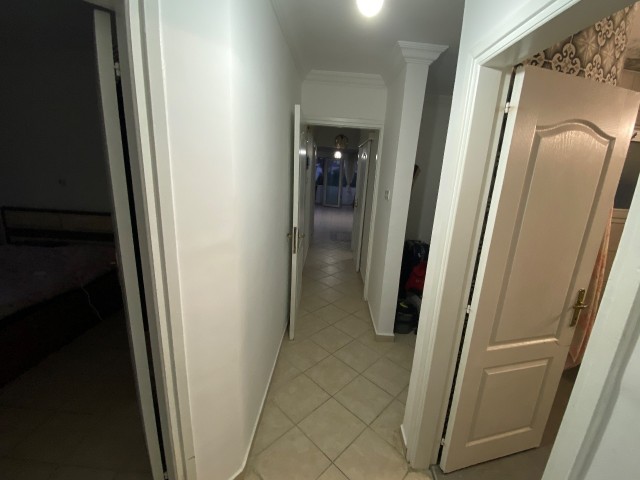 Girne Merkezende Kiralik 3+1 Eşyalı Daire. 