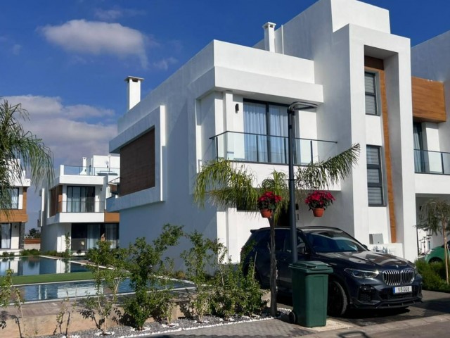 The Best Lowest Price Of Ready Townhouse 3+1, 327 Sq.M Plot + Roof Terrace 70 Sq.M With A Beautiful View In A Popular Luxury Complex Orchard With Big Infrastructure!