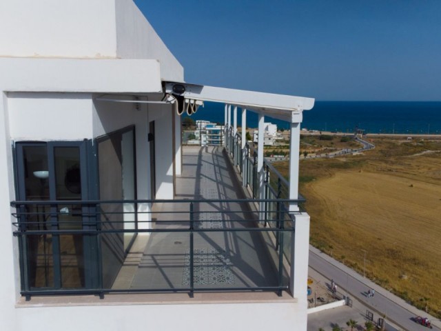 Caesar Resort'ta deniz manzaralı lüks penthouse, mobilyalı, Italius blok