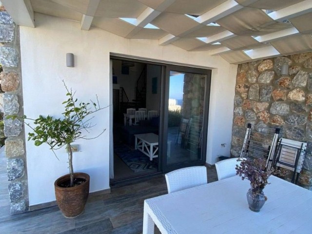 The Best Price! 2+1 Loft With An Amazing Terrace Of 40 m² Which Gives You The Greatest View Over The Sea As The Residence Is Located On The First Coastline Of Esentepe. All Furnished!