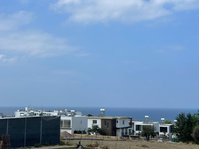 Zeitgenössische Villen zu verkaufen in Catalkoy Kyrenia