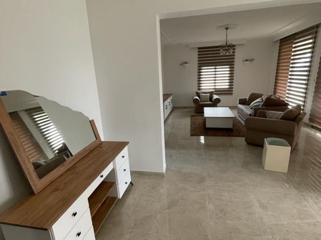 Detached House To Rent in Yukarı Girne, Kyrenia