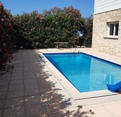 LUXURY 4+1 DETACHED VILLA OPPOSITE ELEXUS HOTEL