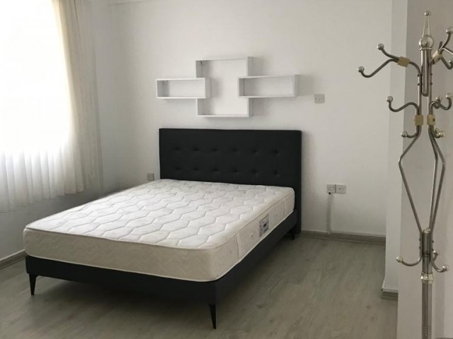 GİRNE MERKEZDE KİRALIK 2+1 DAİRE