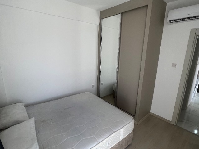 GİRNE MERKEZDE BAKIMLI GENİŞ 2+1 KİRALIK DAİRE