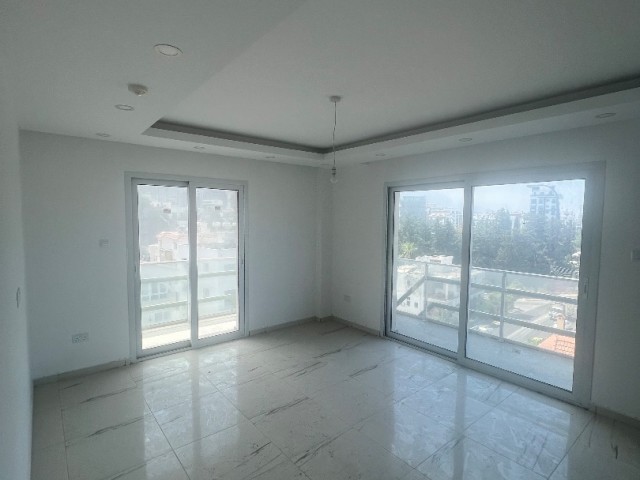 3+1 LUXURIOUS FLAT WITH MOUNTAIN AND SEA VIEW IN KYRENIA CENTER