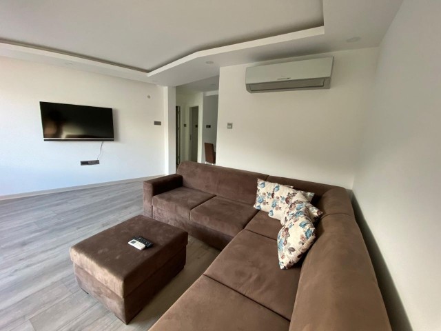 Flat For Sale in Yukarı Girne, Kyrenia