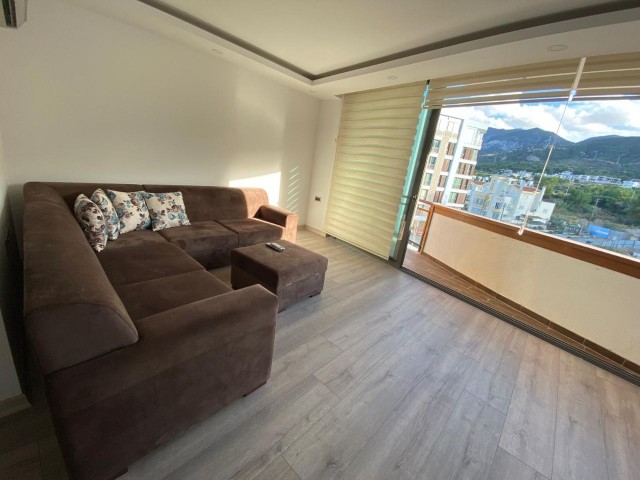 Flat For Sale in Yukarı Girne, Kyrenia