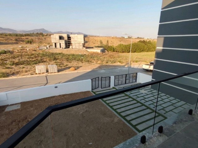 4+1 Villa Zum Verkauf In Nikosia Mitreissend ** 