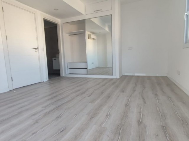 2+1 Wohnung Zum Verkauf In Kyrenia Zentrum ** 