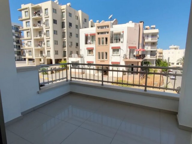 Kyrenia Kashgar 3 + 1 Apartment for Sale ** 