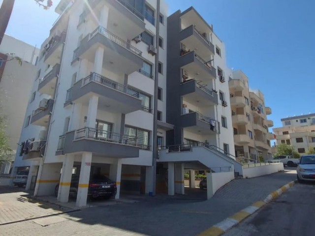 Kyrenia Kashgar 3 + 1 Apartment for Sale ** 