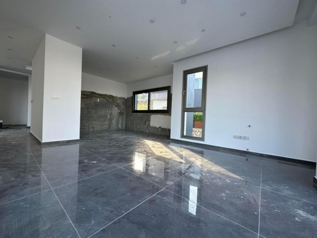 3 + 1 VILLA ZUM VERKAUF IN KYRENIA CHATALKÖY ** 