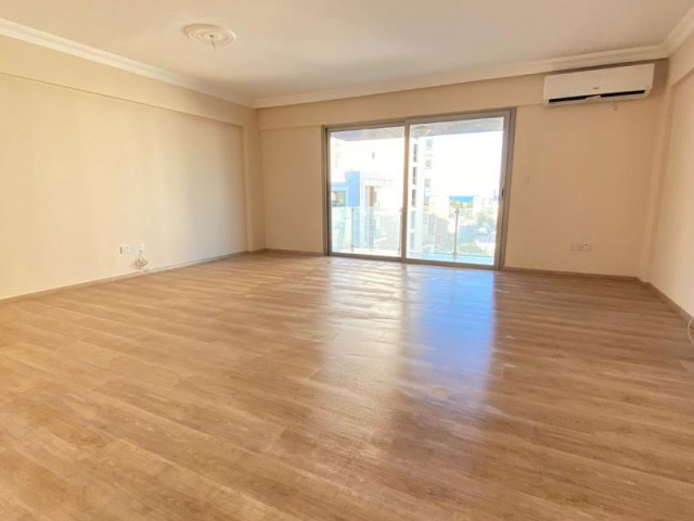 3+1 FLAT FOR SALE IN CYPRUS GIRNE CENTER ** 