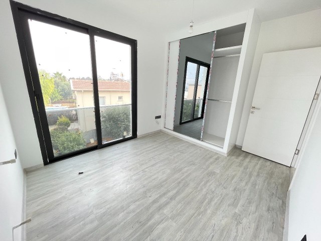 5 + 1 TRIPLEX VILLA ZUM VERKAUF IN ZYPERN KYRENIA OZANKÖY ** 