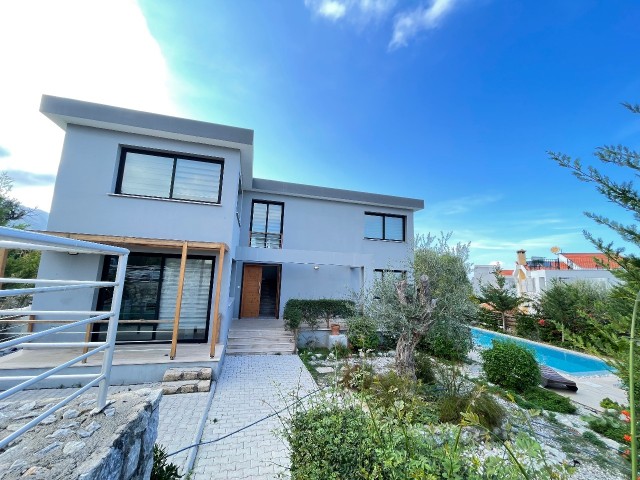 Villa To Rent in Çatalköy, Kyrenia