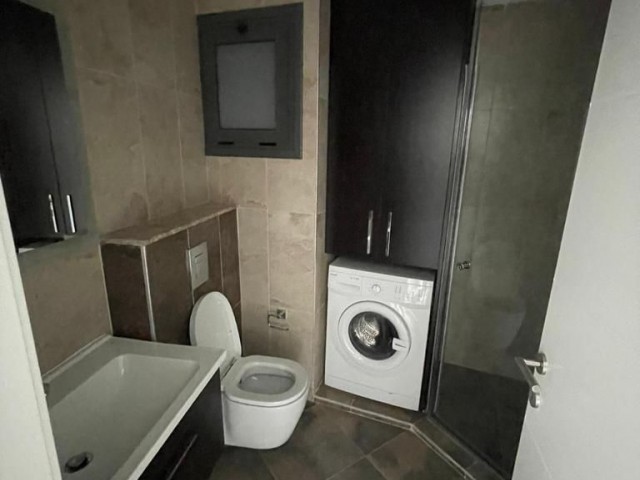 2+1 WOHNUNG ZU VERMIETEN IN ZYPERN KYRENIA ZENTRUM ** 