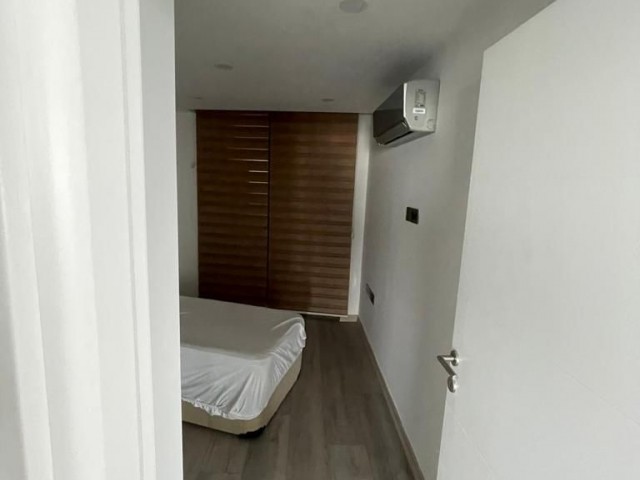 2+1 WOHNUNG ZU VERMIETEN IN ZYPERN KYRENIA ZENTRUM ** 