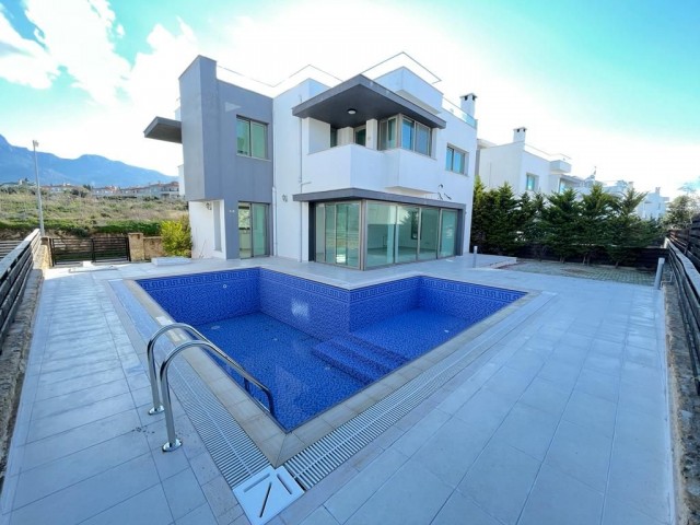 Villa For Sale in Çatalköy, Kyrenia