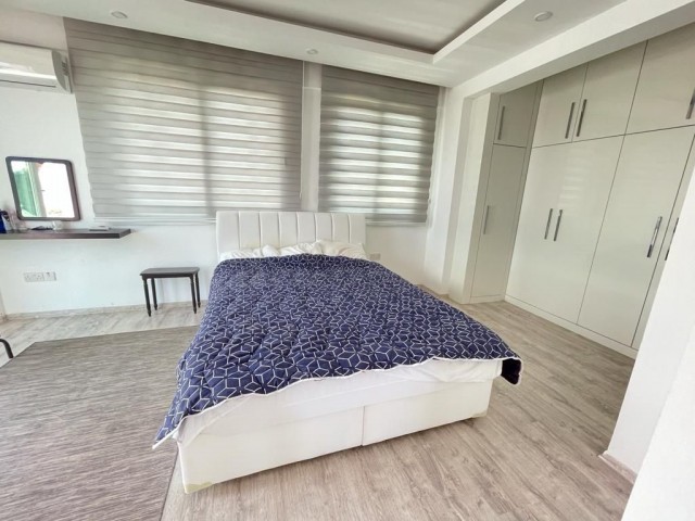 2 + 1 PENTHOUSE ZU VERMIETEN IN ZYPERN KYRENIA ZENTRUM ** 