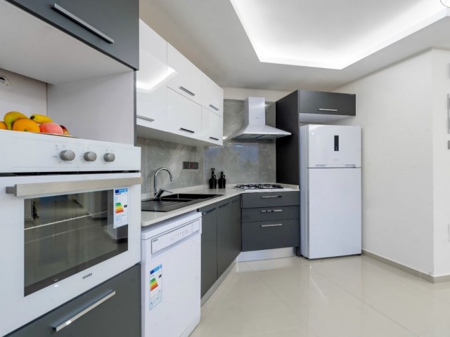 2+1 WOHNUNG ZU VERMIETEN IN ZYPERN KYRENIA ZENTRUM ** 