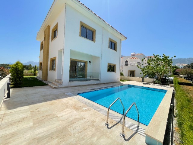 3 + 1 VILLA ZUM VERKAUF IN KYRENIA ALSANCAK ** 