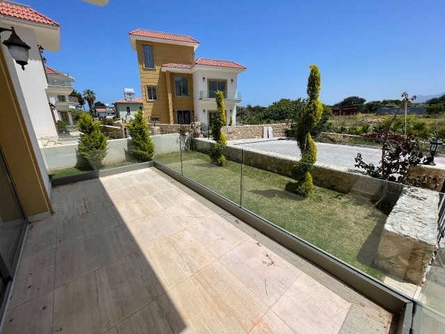 3 + 1 VILLA ZUM VERKAUF IN KYRENIA ALSANCAK ** 