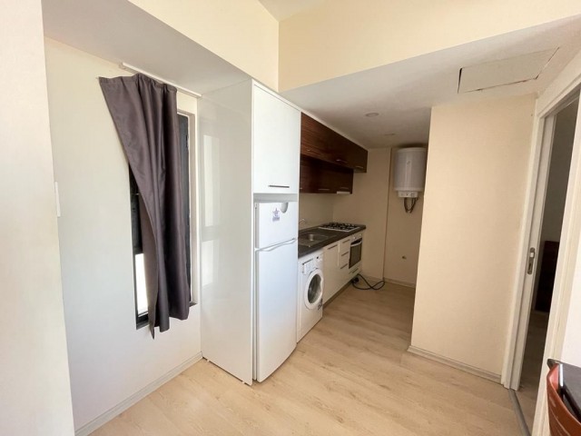 1+1 WOHNUNG ZU VERMIETEN IN ZYPERN KYRENIA ZENTRUM ** 