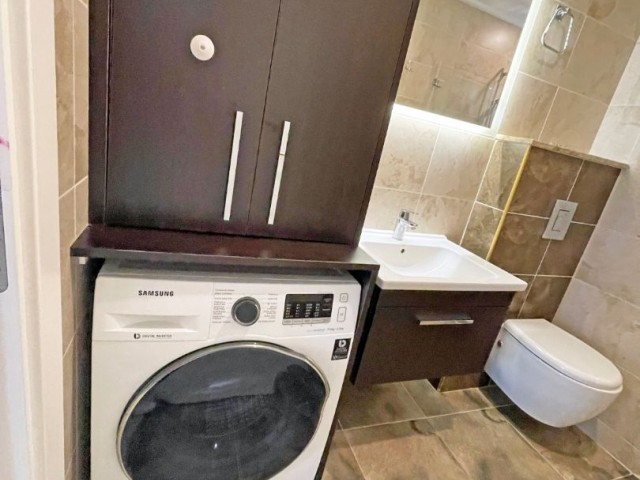 2+1 WOHNUNG ZU VERMIETEN IN ZYPERN KYRENIA ZENTRUM ** 