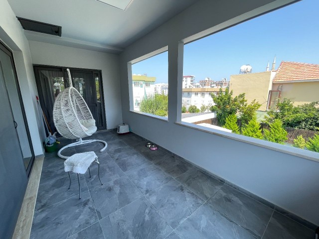 4+1 VILLA ZU VERMIETEN MIT PRIVATEM POOL IM ZENTRUM VON KYRENIA ** 