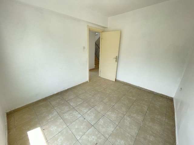 2+1 WOHNUNG ZUM VERKAUF IN KYRENIA ALSANCAK ** 