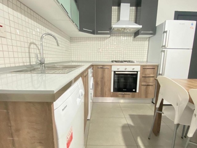 KIBRIS GİRNE MERKEZDE 2+1 KİRALIK DAİRE