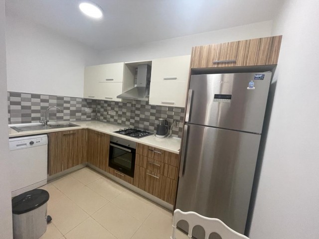 KIBRIS GİRNE MERKEZDE FULL EŞYALI 2+1 SATILIK DAİRE