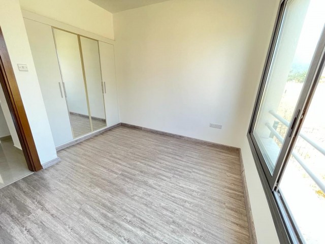 Flat To Rent in Alsancak, Kyrenia