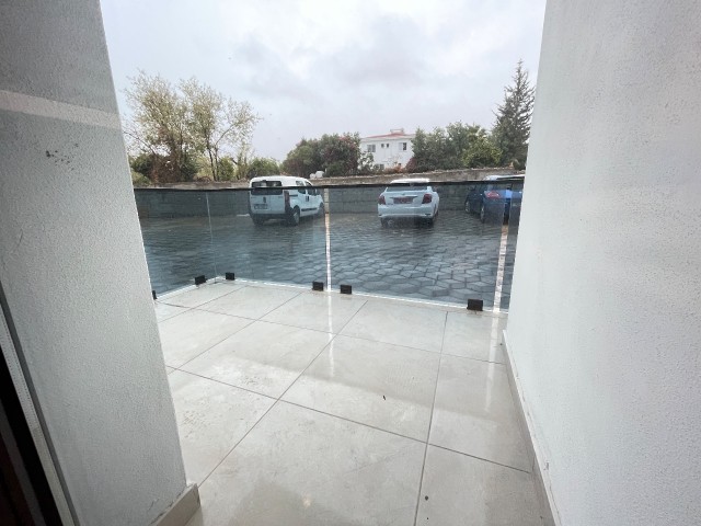 KIBRIS GİRNE ALSANCAK BÖLGESİNDE ORTAK HAVUZLU SİTEDE 2+1 SATILIK DAİRE