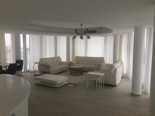 Penthouse To Rent in Girne Merkez, Kyrenia