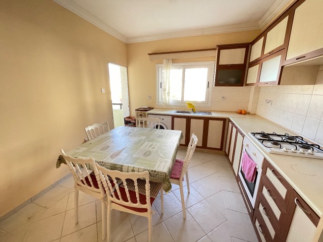 3+1 FLAT FOR SALE IN THE CENTER OF CYPRUS KYRENIA