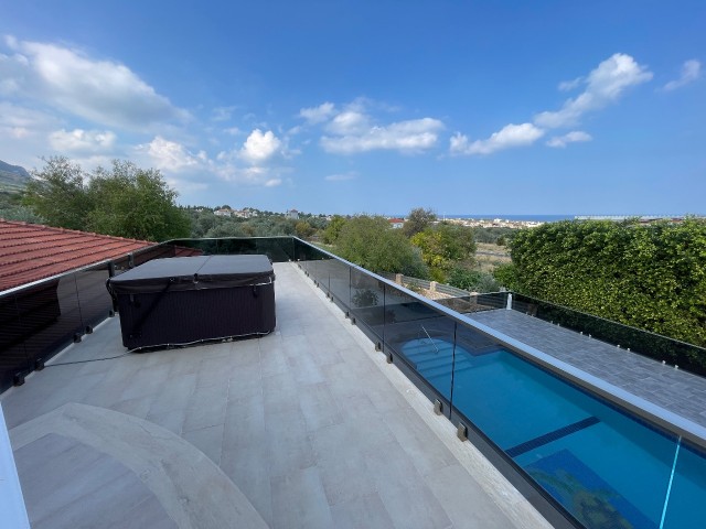 LUXURIOUS 3+1 VILLA FOR SALE IN CYPRUS GIRNE LAPTA REGION