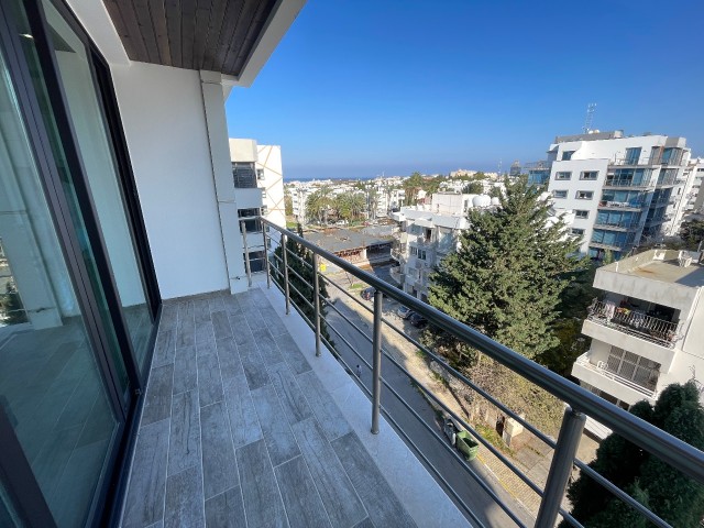 2+1 APARTMENT FOR RENT IN THE CENTER OF CYPRUS GİRNE