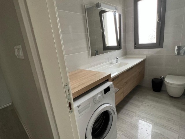 KIBRIS GİRNE MERKEZDE LÜKS 3+1 SATILIK PENTHOUSE