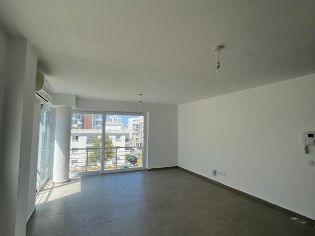 2+1 APARTMENT FOR SALE IN THE CENTER OF CYPRUS GİRNE