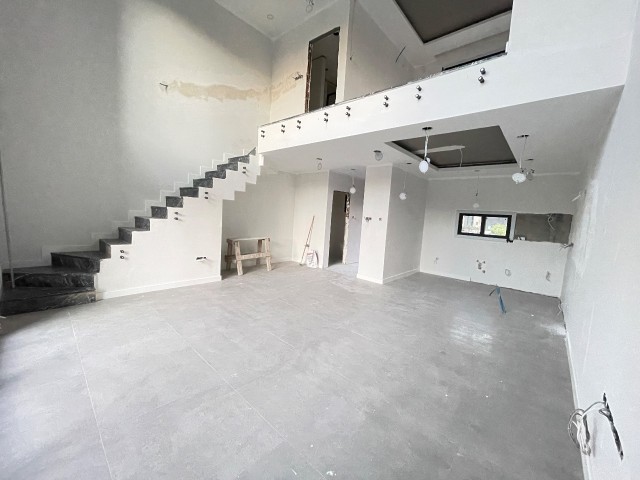 DUPLEX 1+1 APARTMENT FOR SALE IN THE CENTER OF CYPRUS GİRNE